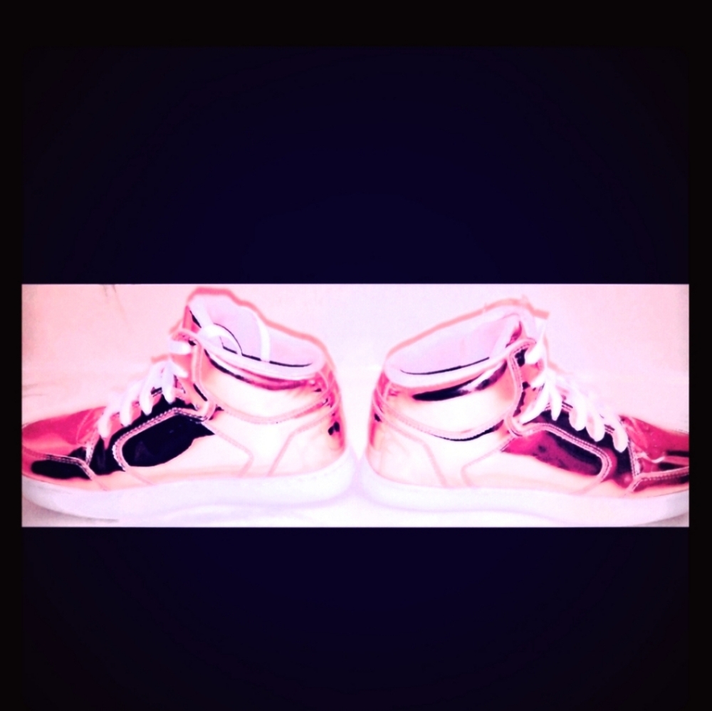 Skechers Womans Pink Sneakers